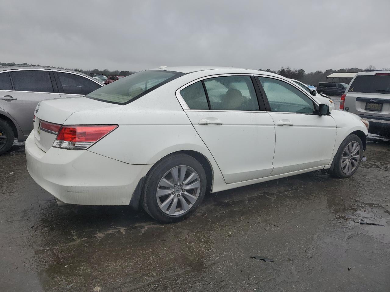 2011 Honda Accord - Image 3