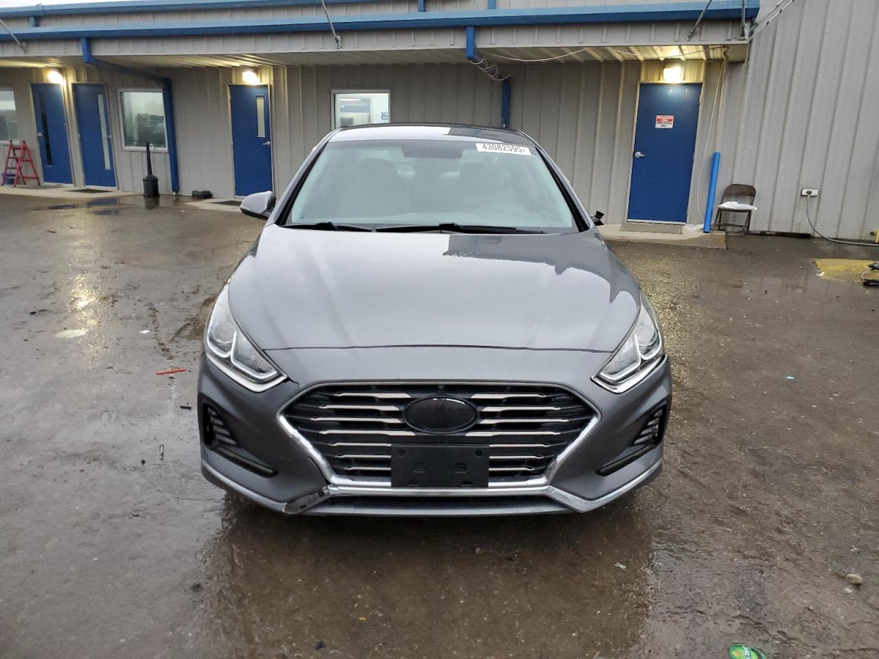 2018 Hyundai Sonata - Image 5