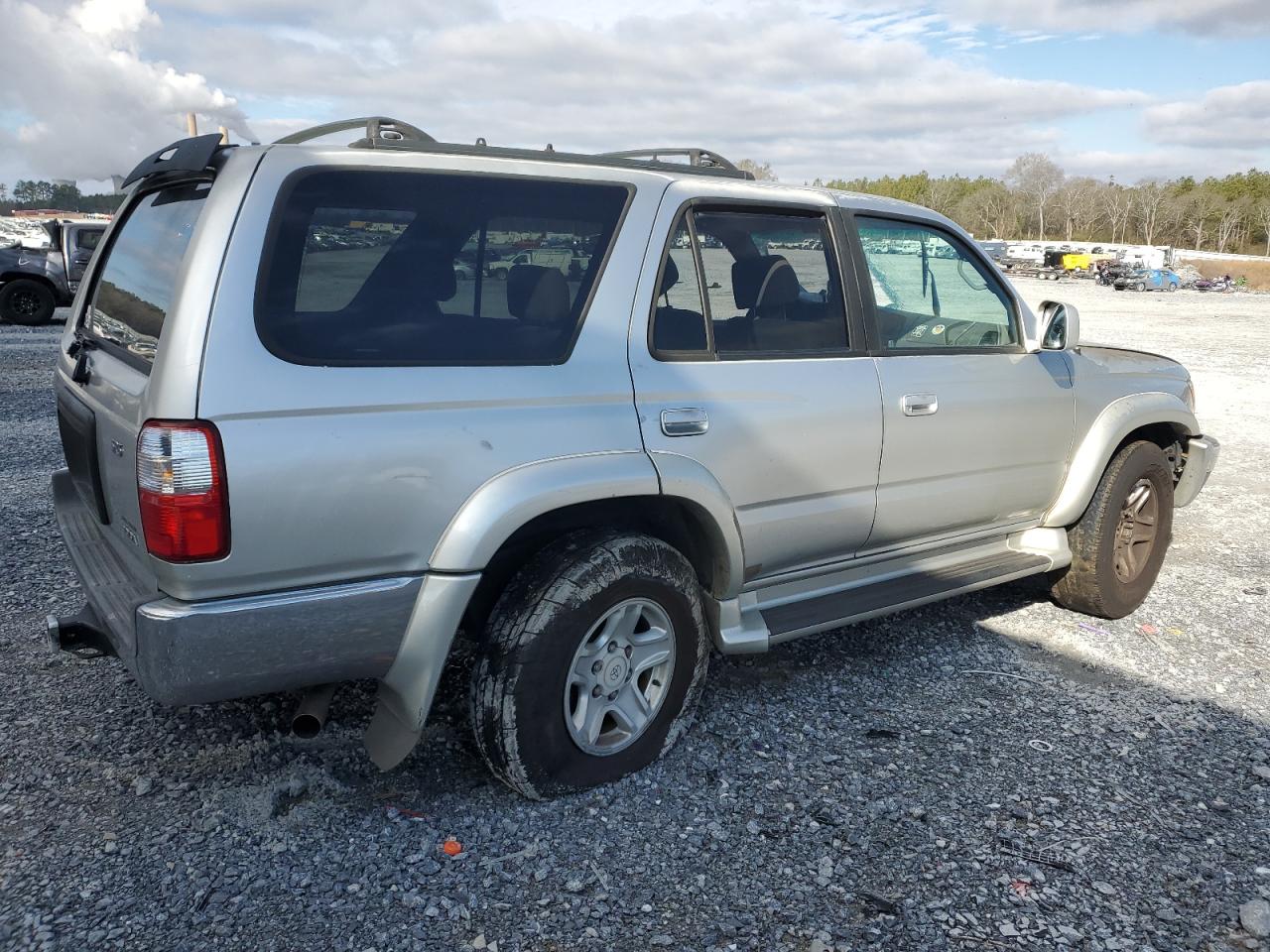 2001 Toyota 4Runner - Image 3