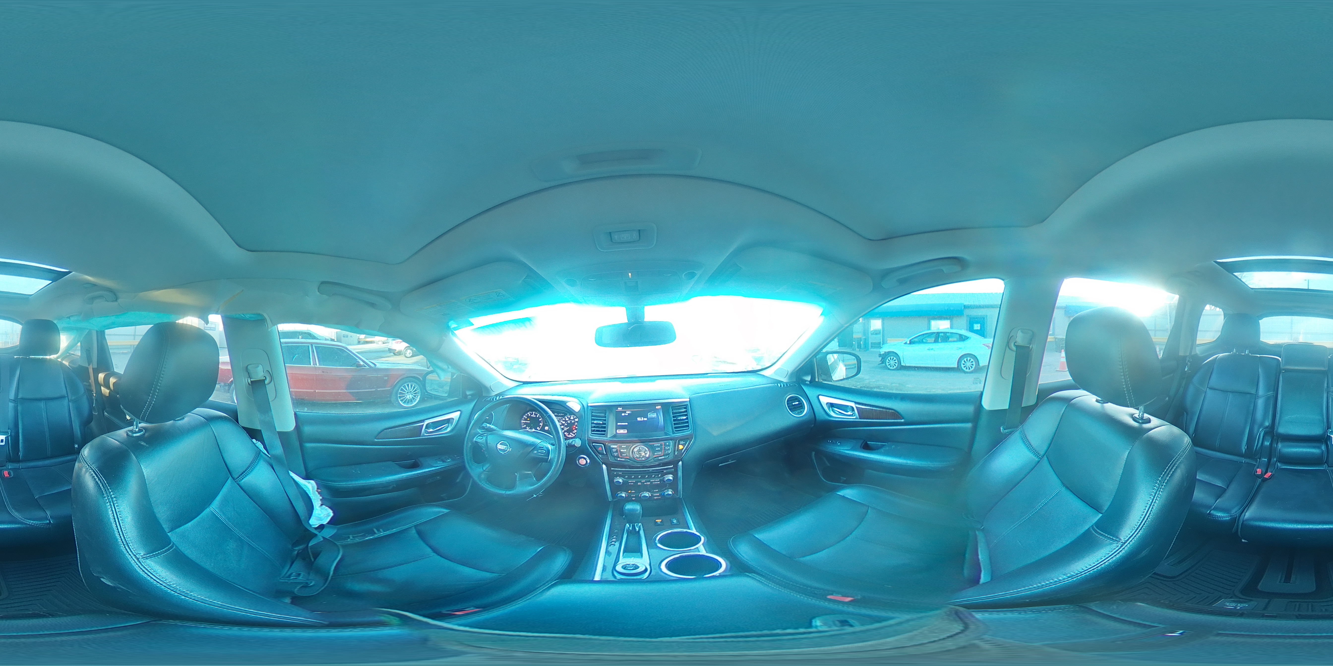 2015 Nissan Pathfinder - Image 14