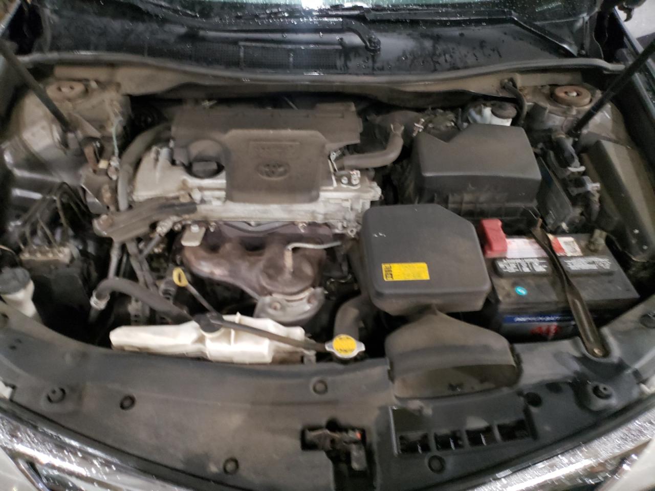 2012 Toyota Camry - Image 11