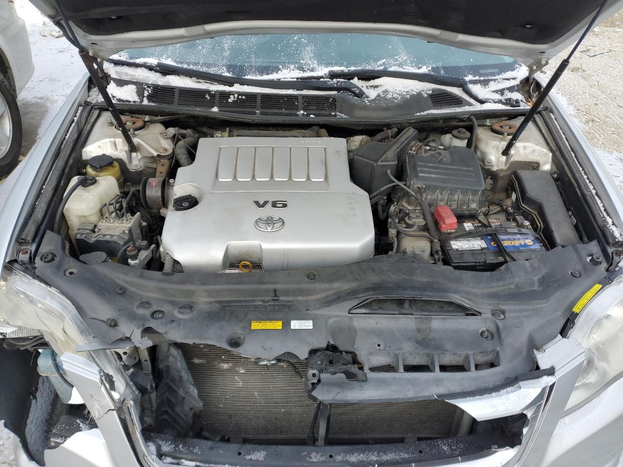 2010 Toyota Avalon - Image 11