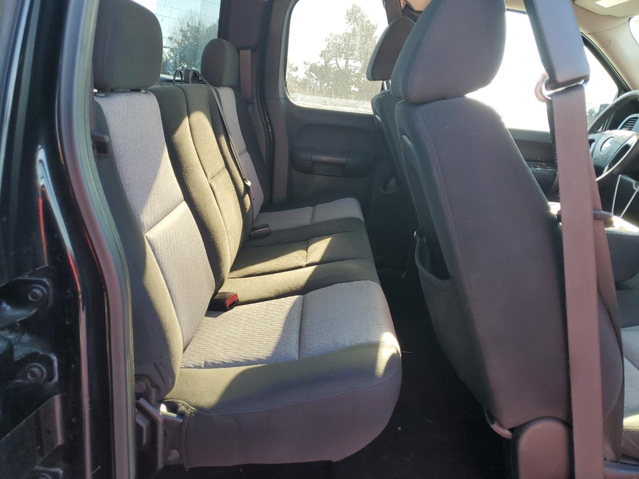 2009 Chevrolet Silverado - Image 10