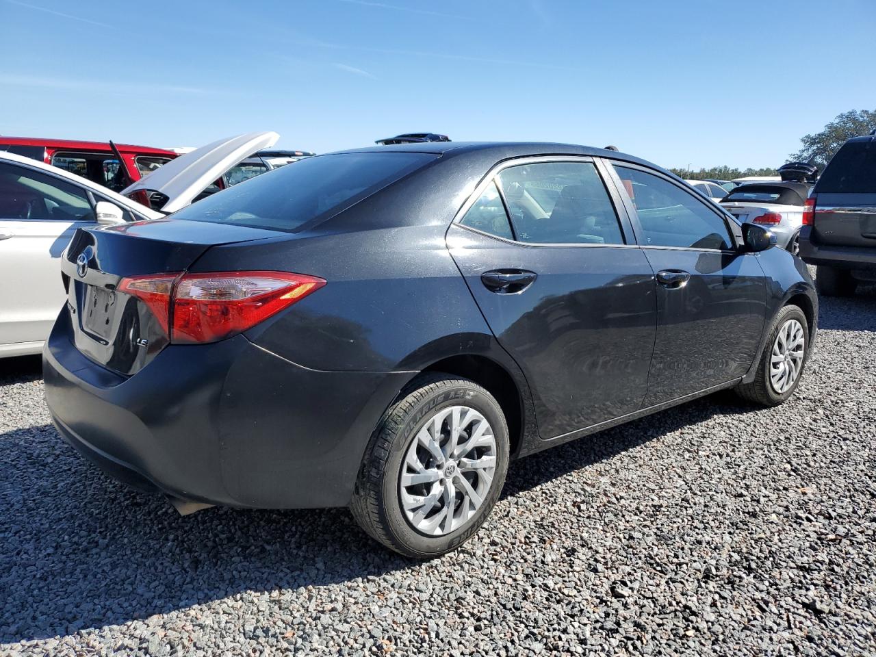 2018 Toyota Corolla - Image 3