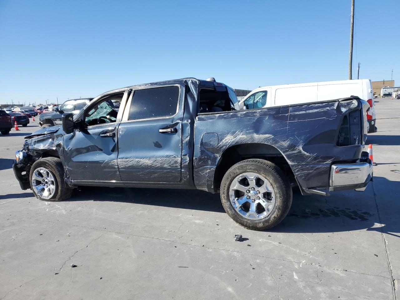 2019 RAM 1500 - Image 2