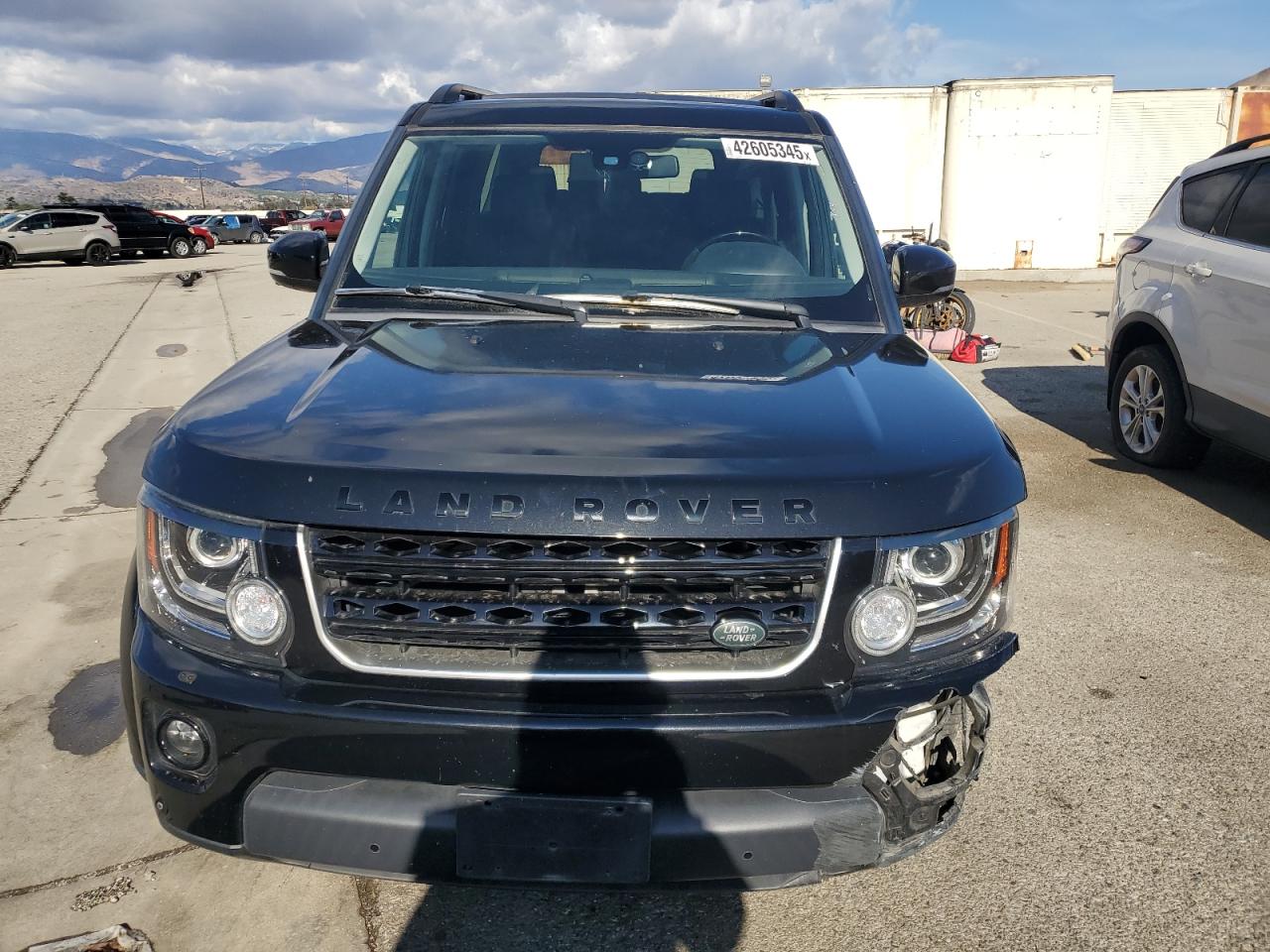 2016 Land Rover LR4 - Image 5