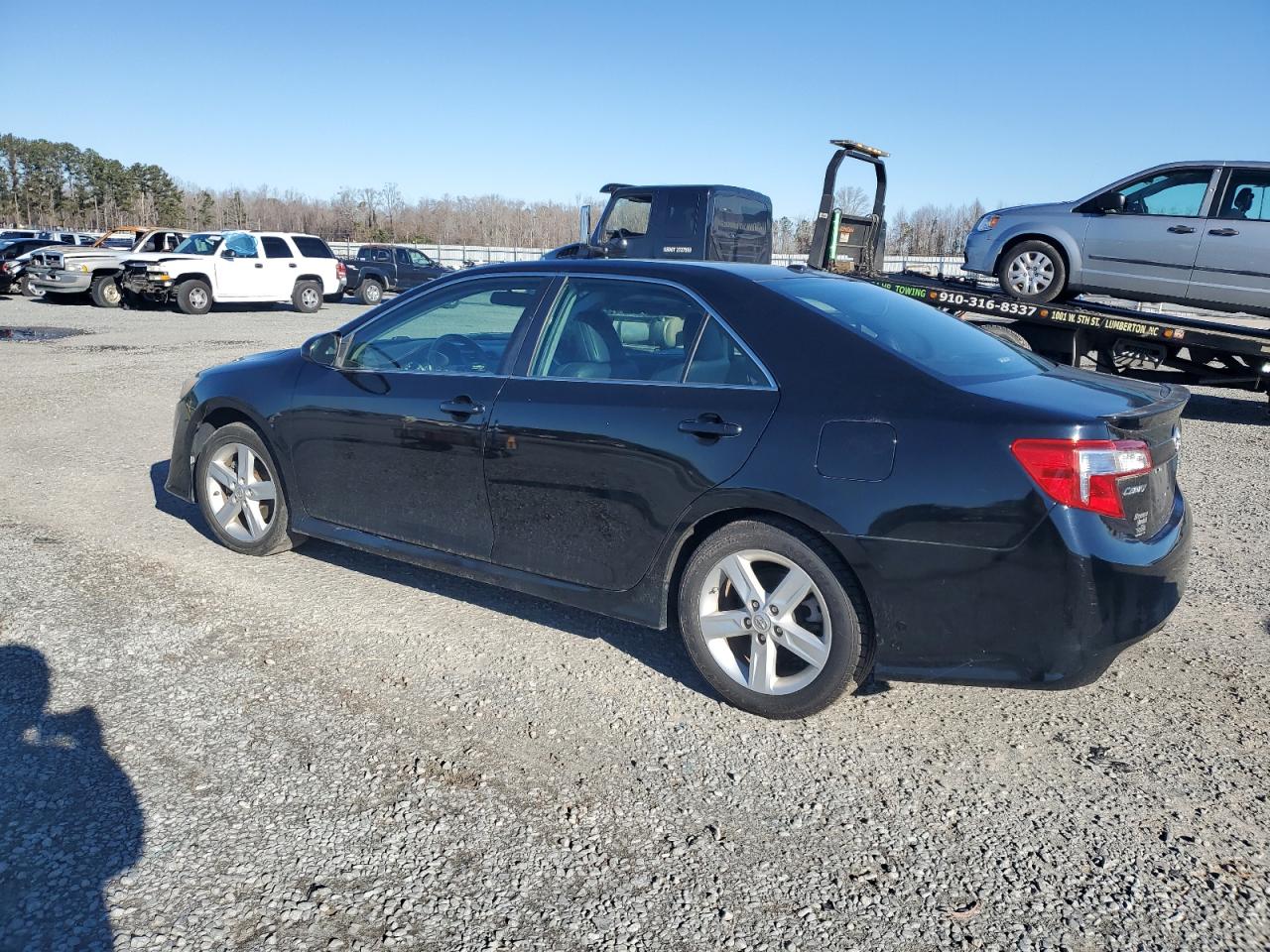 2014 Toyota Camry - Image 2
