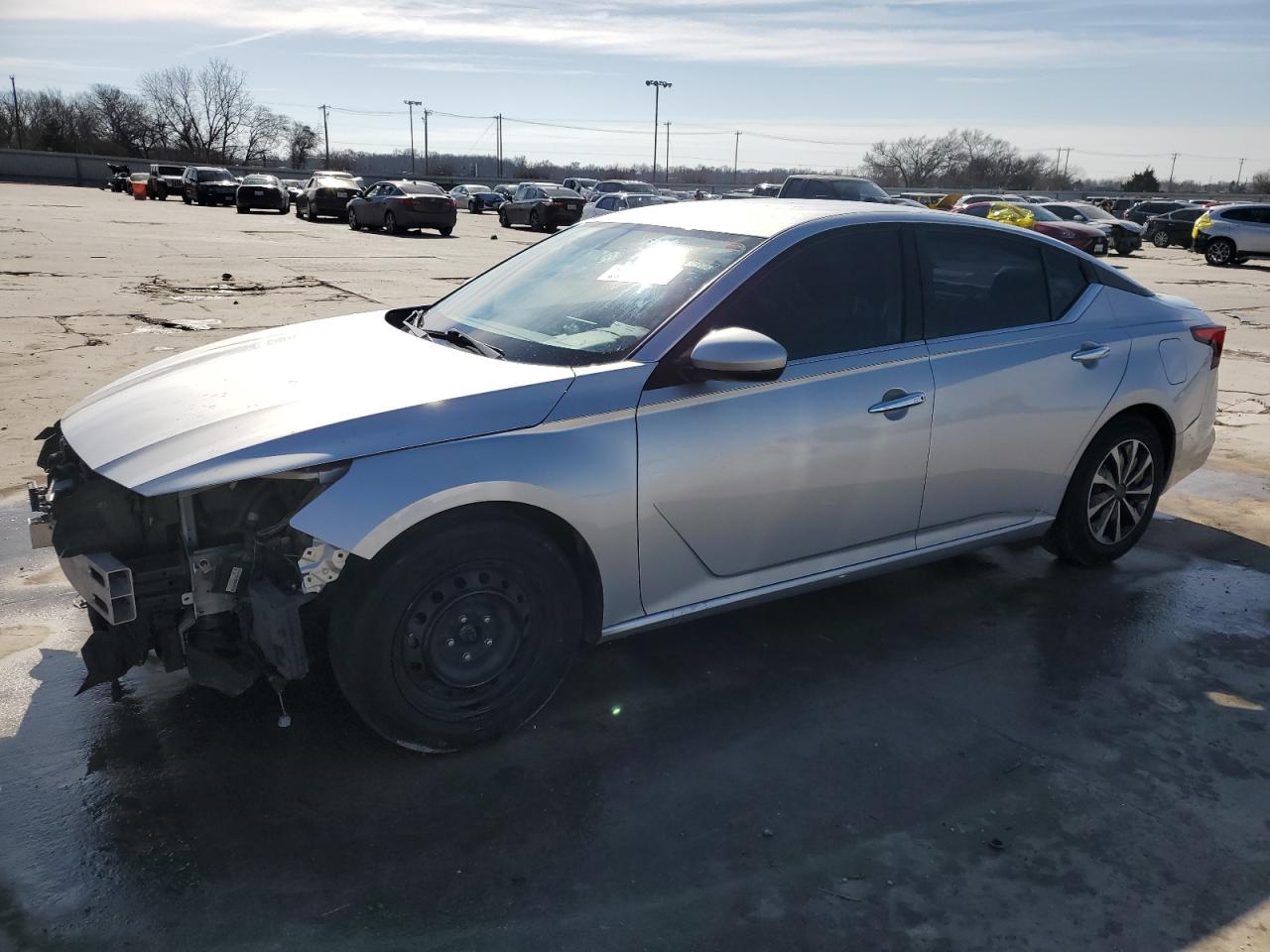 2020 Nissan Altima - Image 1