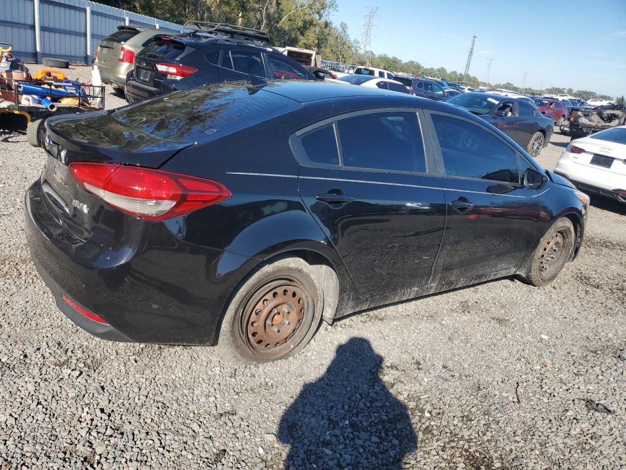 2017 Kia Forte - Image 3