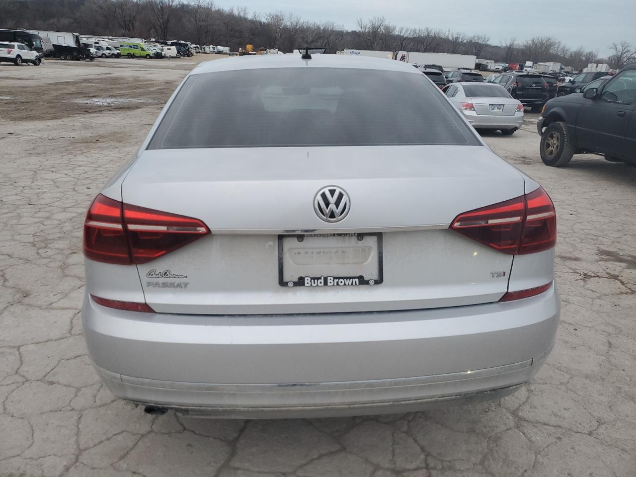 2017 Volkswagen Passat S VIN: 1VWAT7A31HC010024 Lot: 86727784
