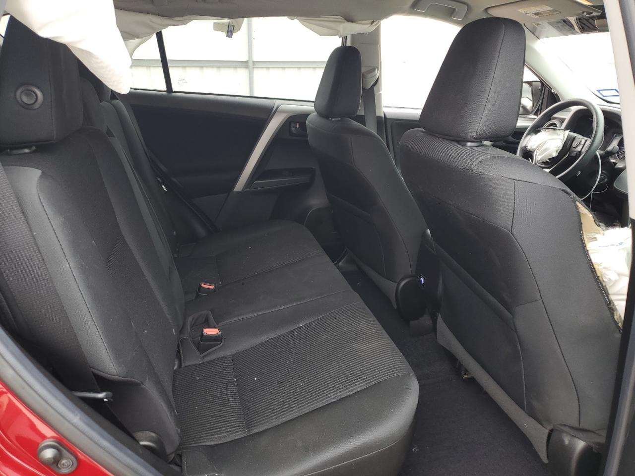 2018 Toyota RAV 4 - Image 11