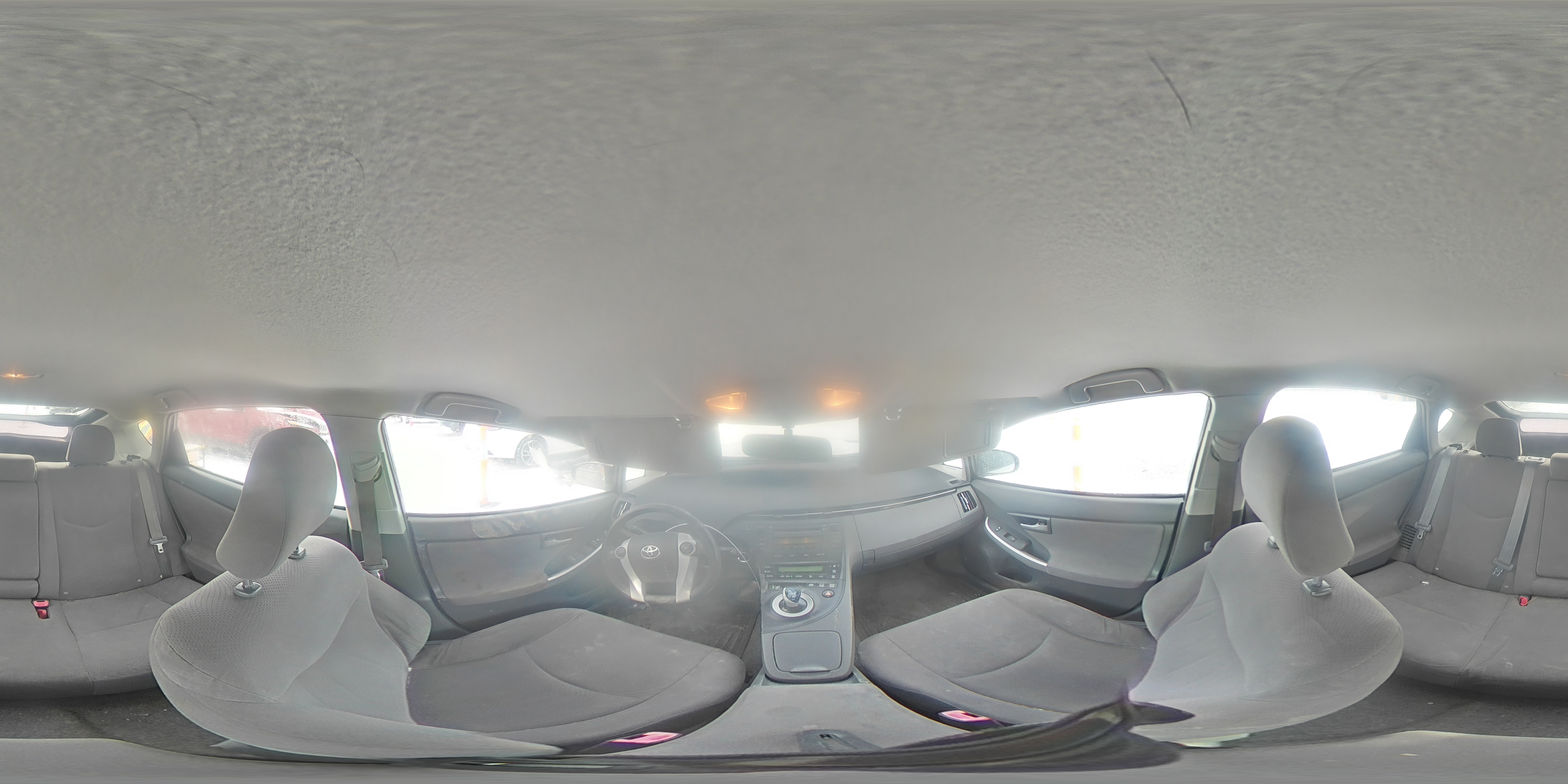 2011 Toyota Prius - Image 13