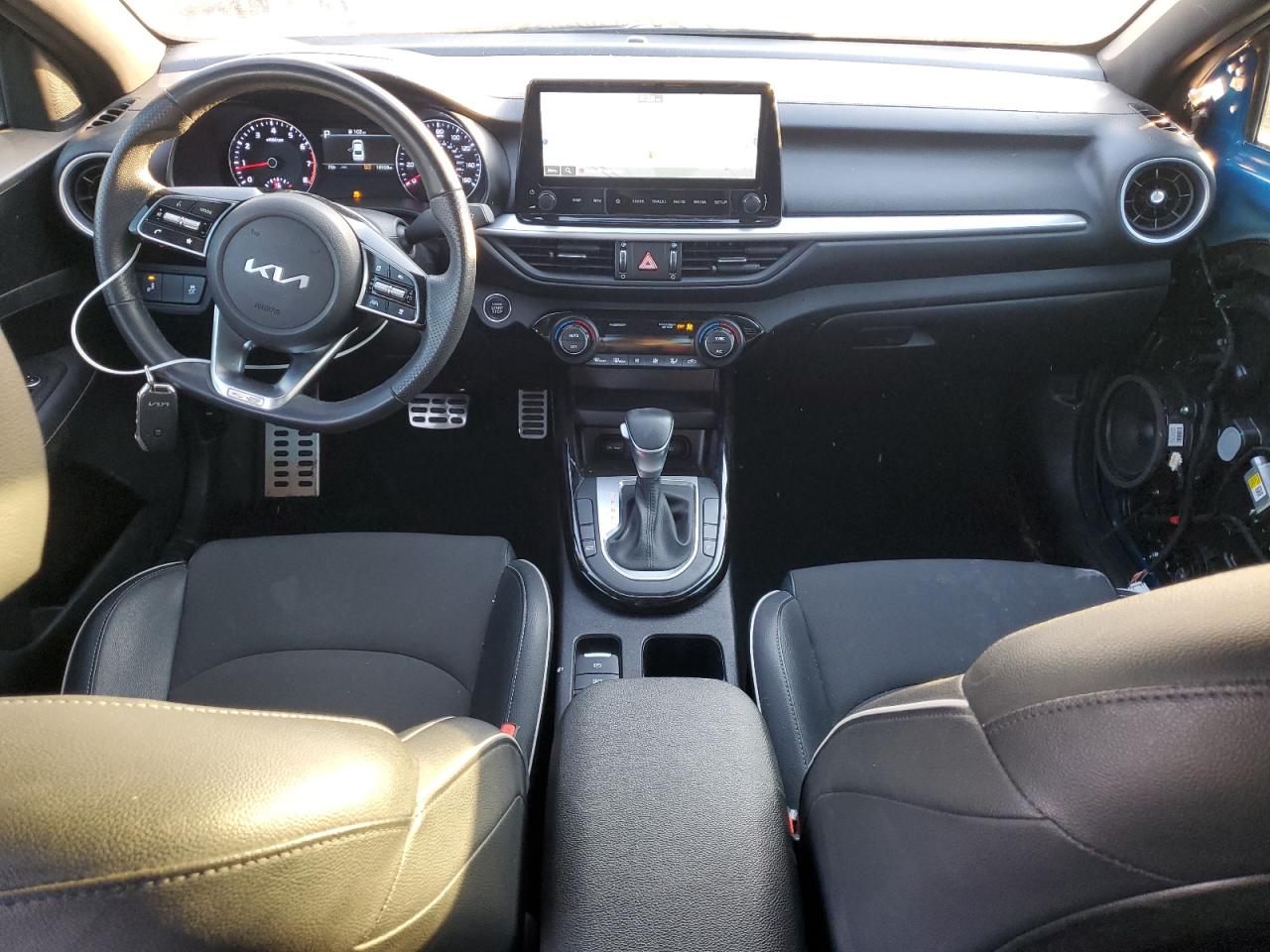 2023 Kia Forte - Image 8