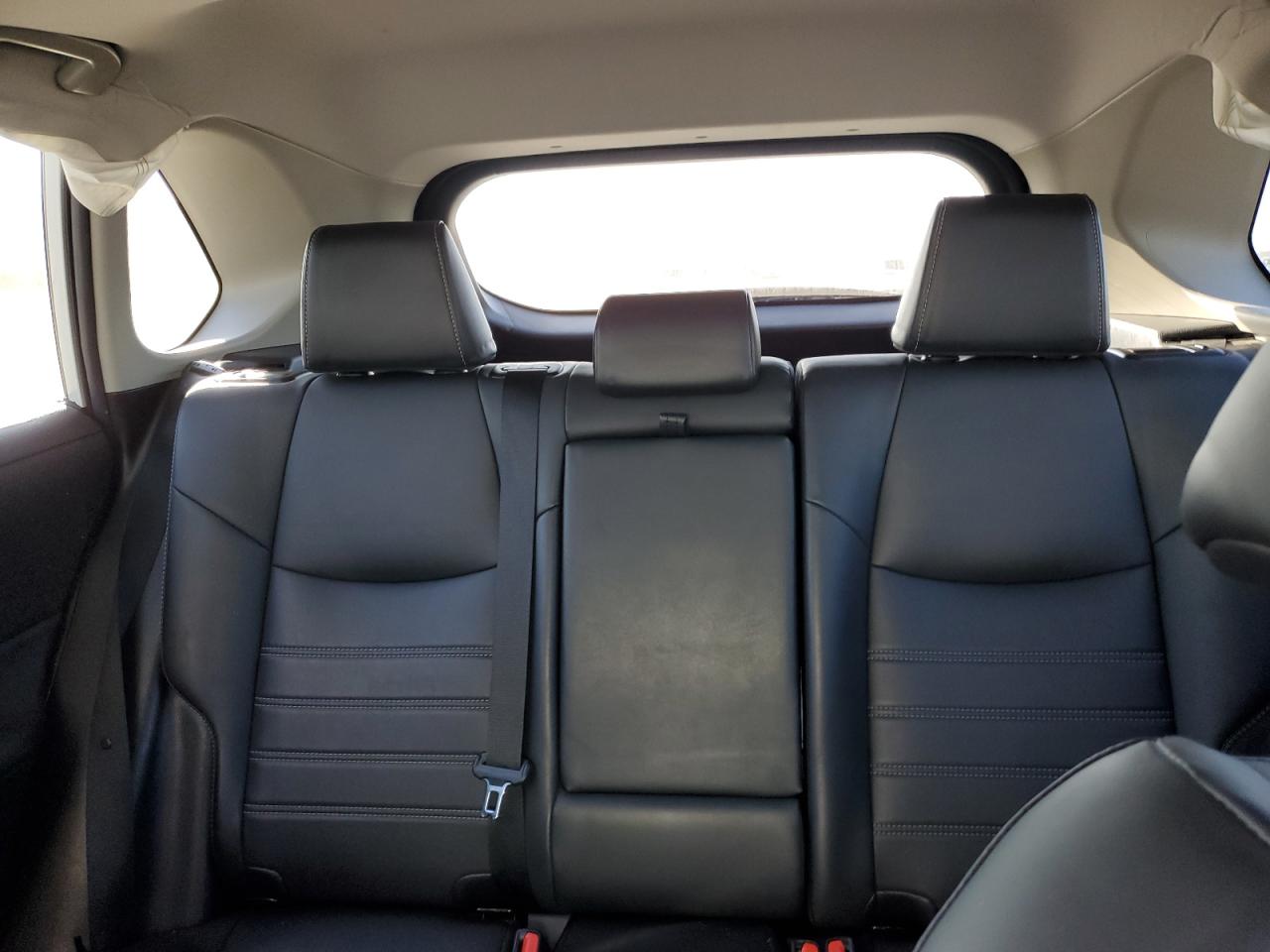 2021 Toyota RAV 4 - Image 10