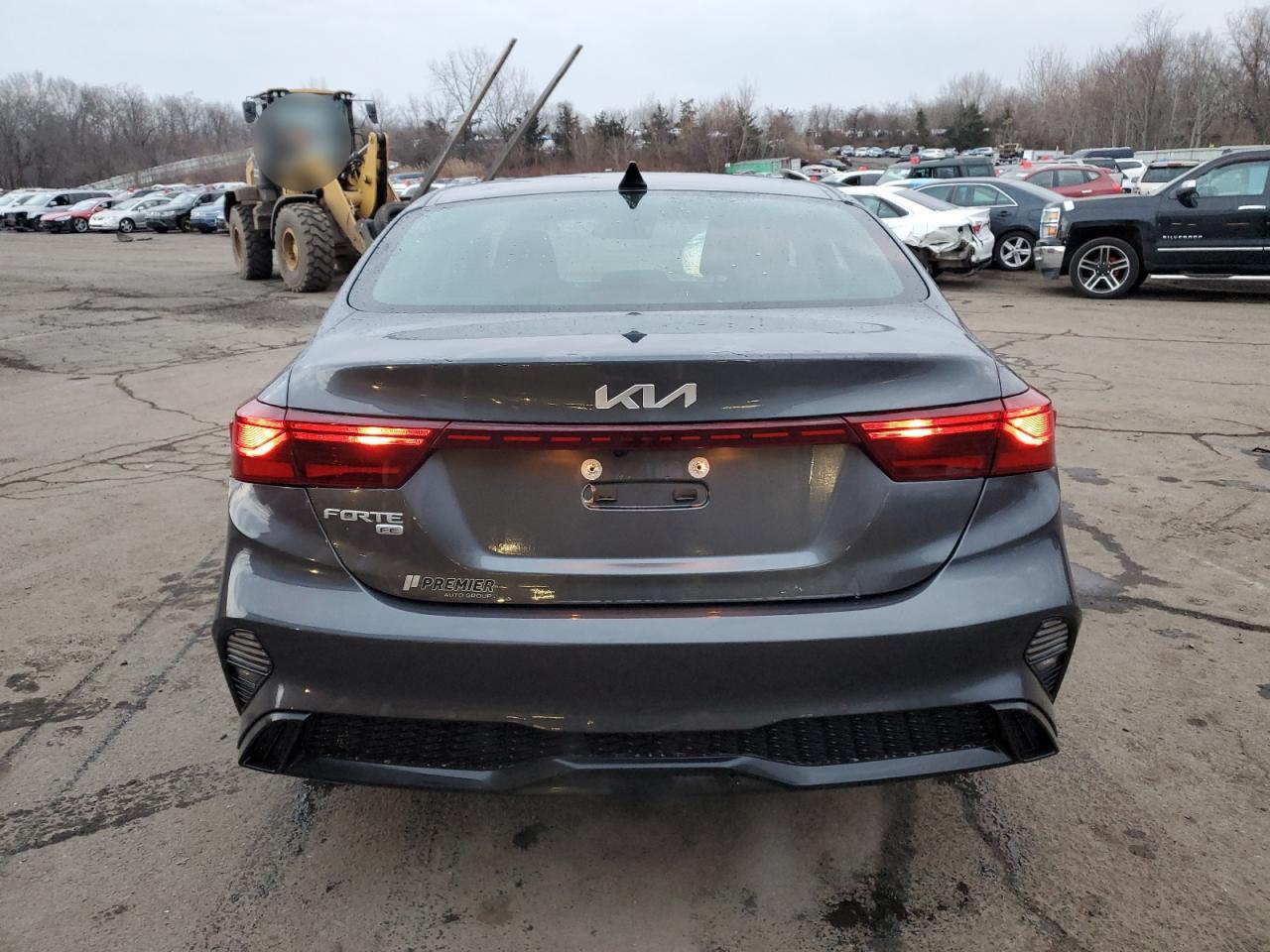 2023 Kia Forte - Image 6