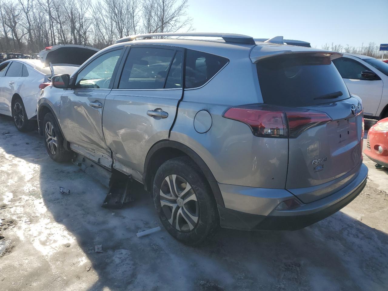2017 Toyota RAV 4 - Image 2