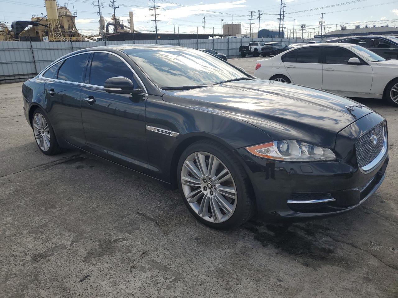 2013 Jaguar XJ - Image 4