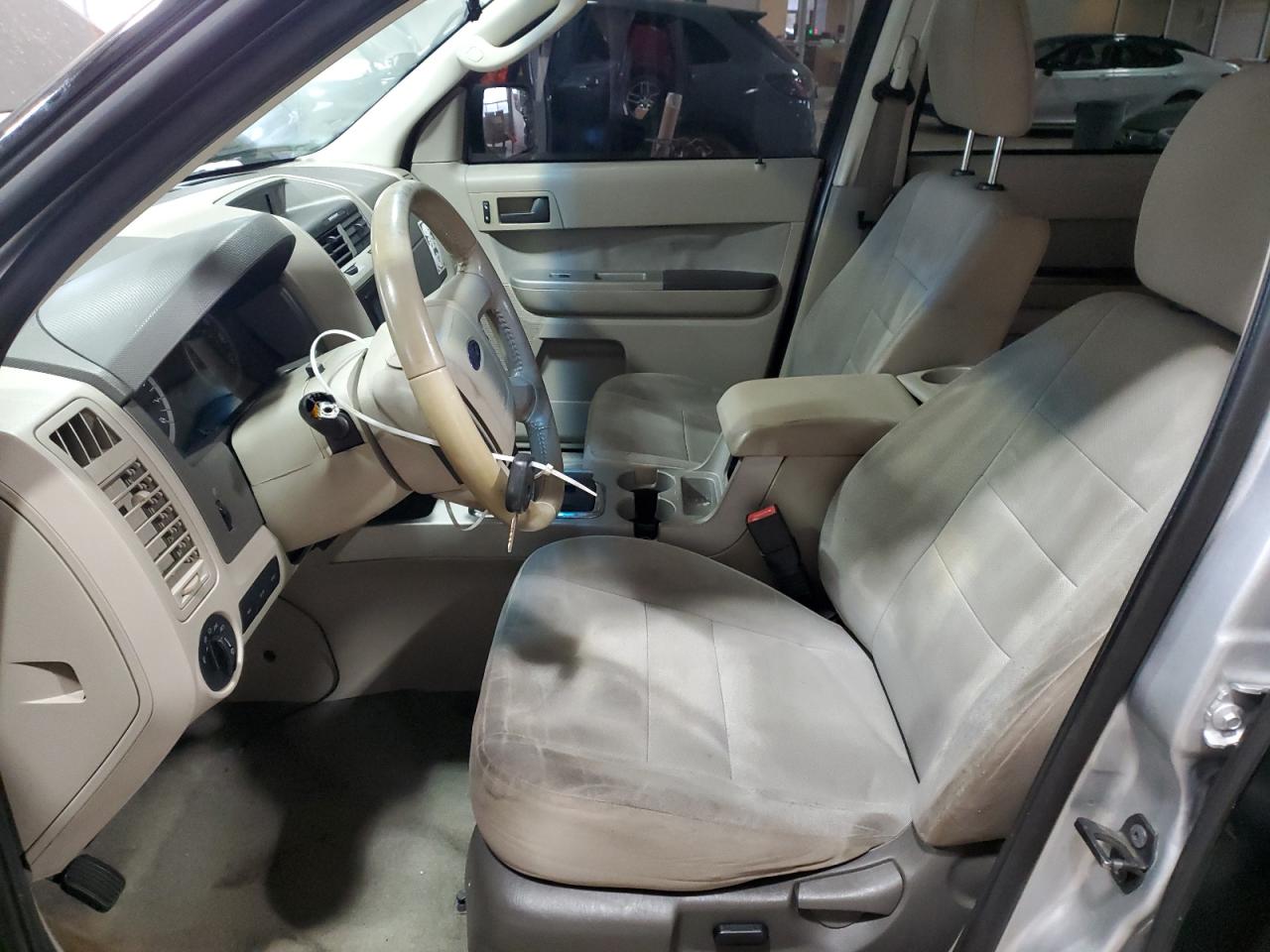 2010 Ford Escape - Image 7