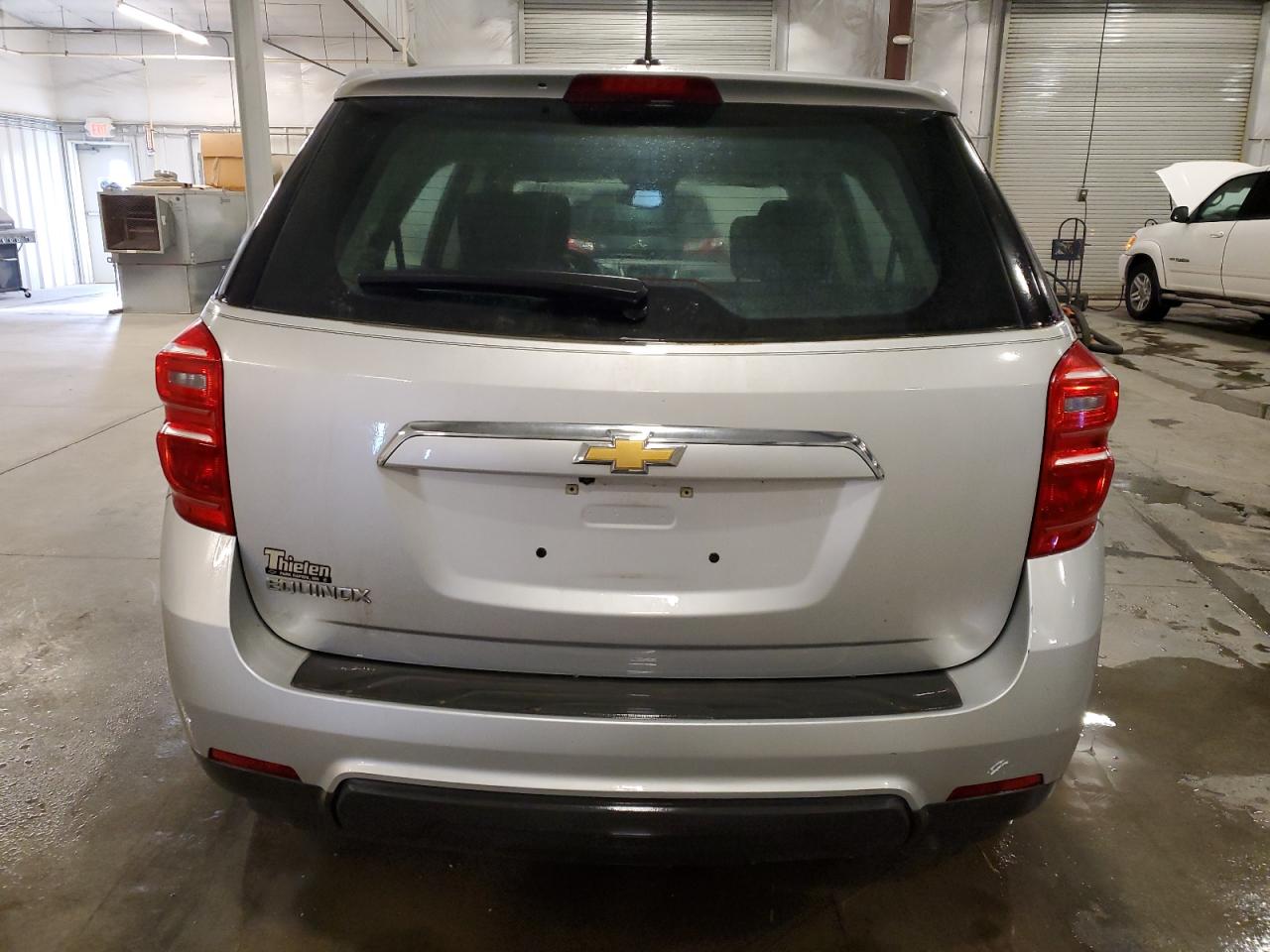 2017 Chevrolet Equinox - Image 6