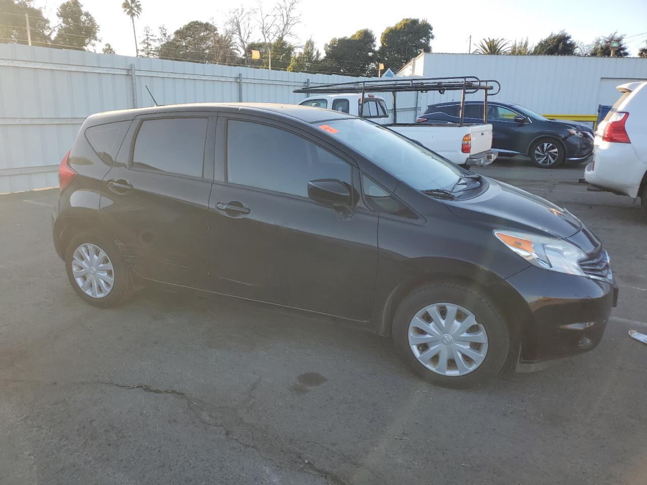 2016 Nissan Versa - Image 4