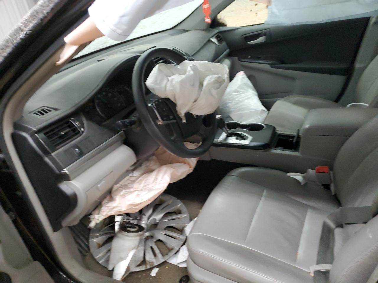 2012 Toyota Camry - Image 7