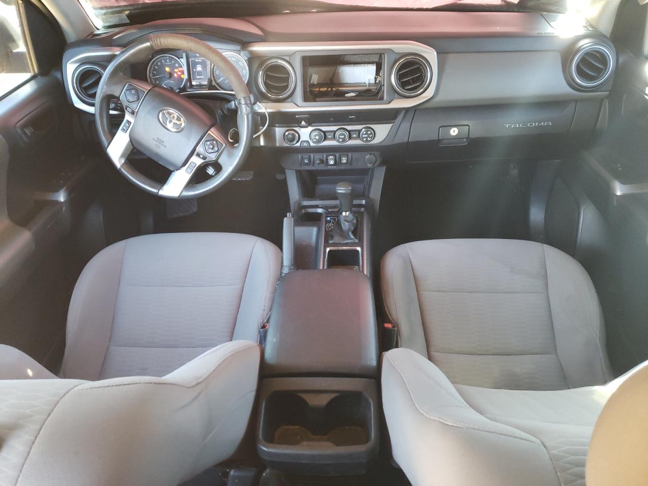 2019 Toyota Tacoma - Image 8