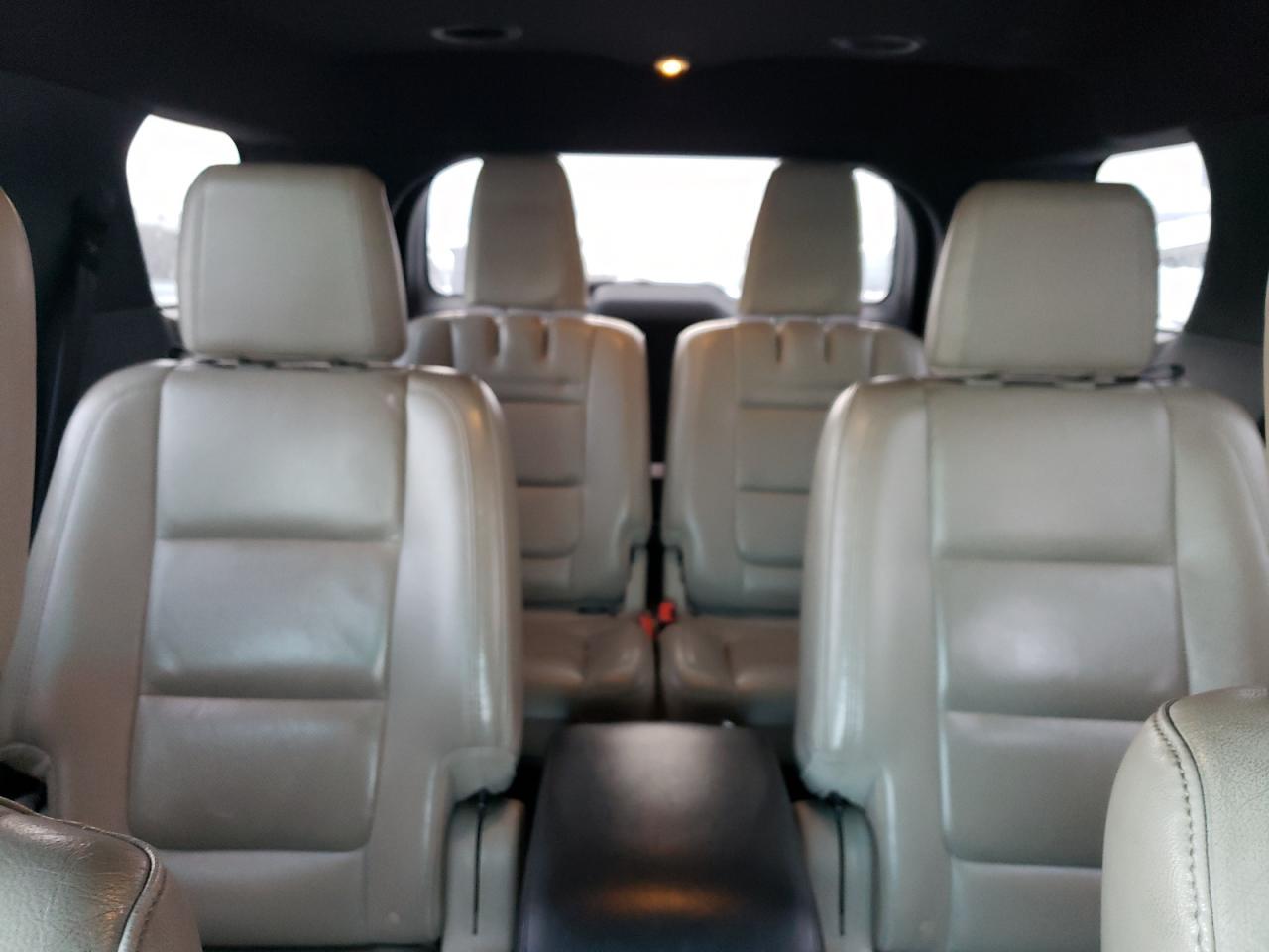 2012 Ford Explorer - Image 10