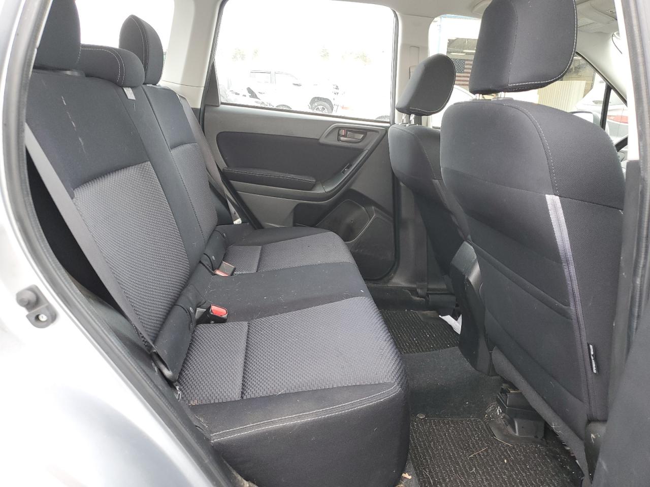 2014 Subaru Forester - Image 10