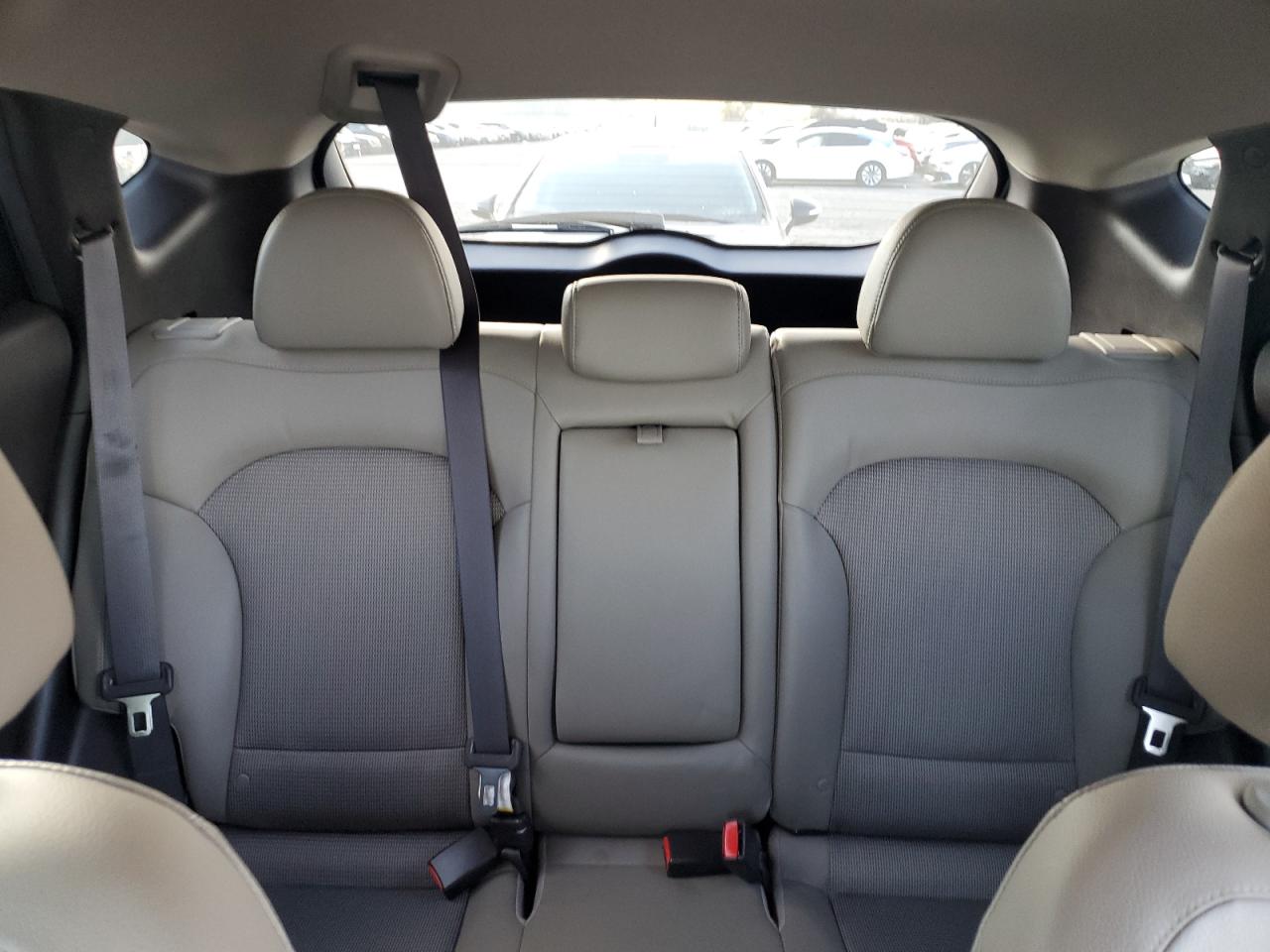2015 Hyundai Tucson - Image 10