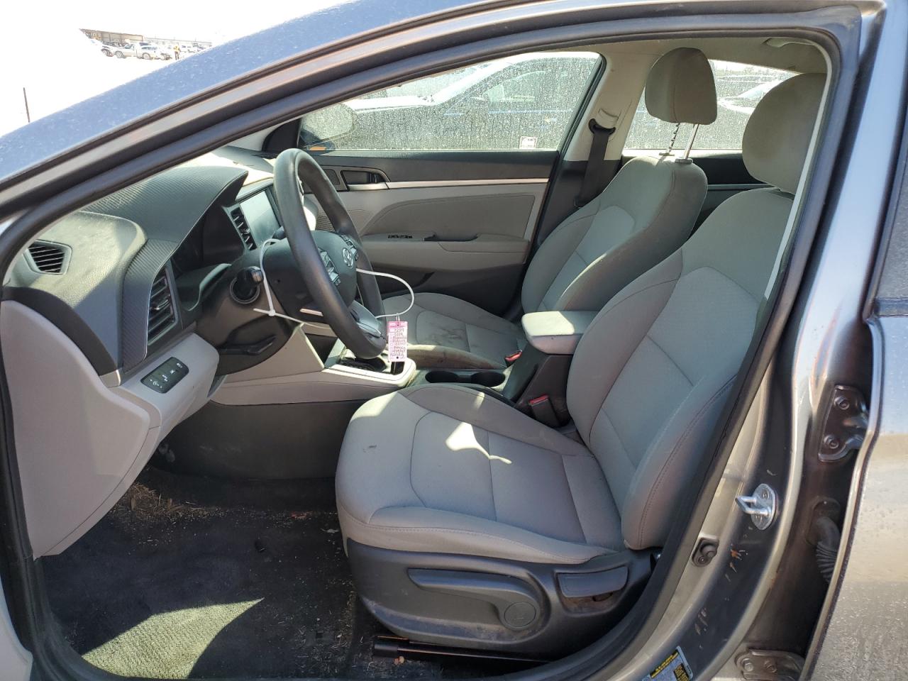 2019 Hyundai Elantra - Image 7