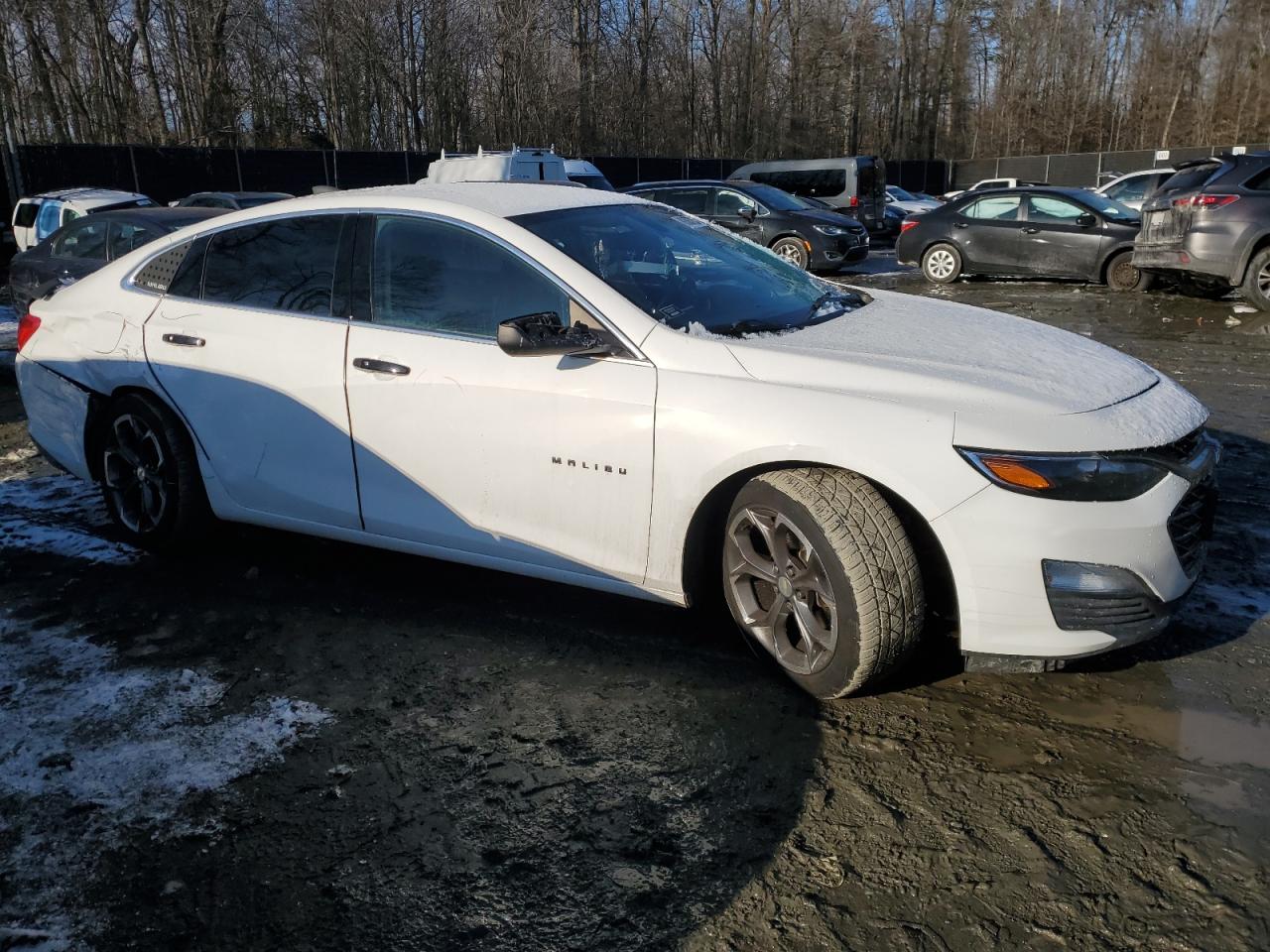 2019 Chevrolet Malibu - Image 4