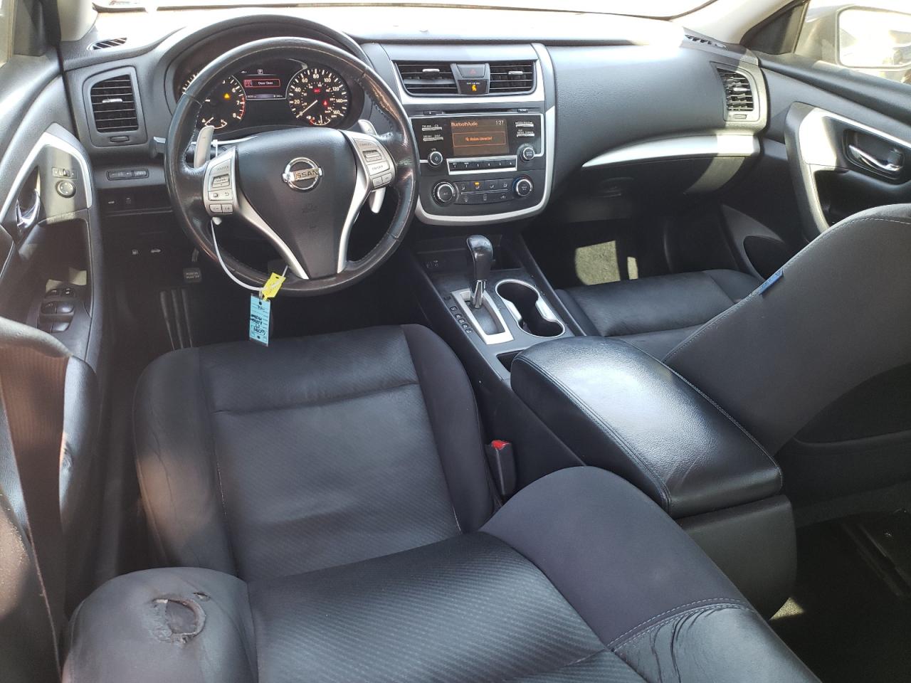 2017 Nissan Altima - Image 8