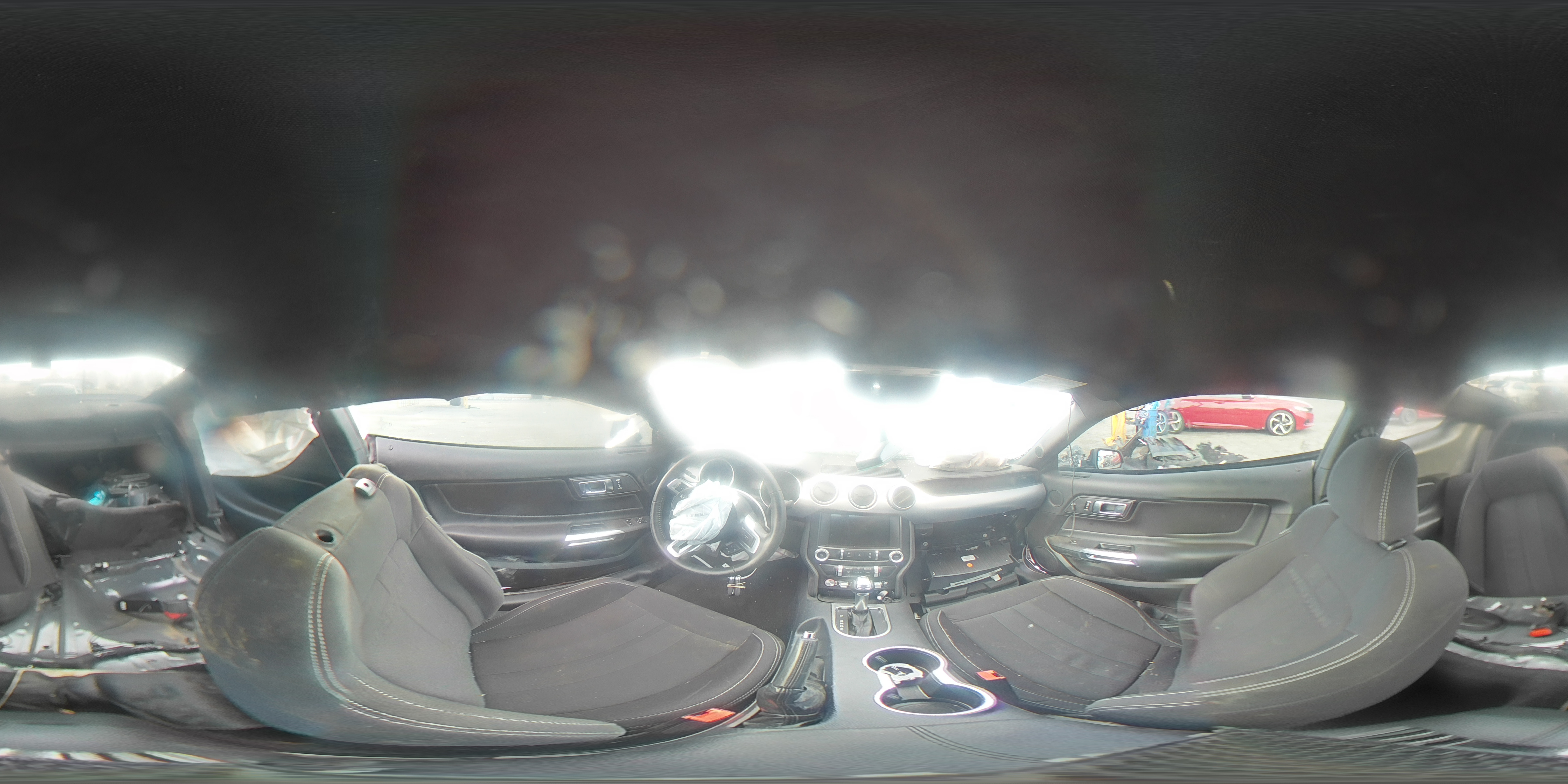 2022 Ford Mustang - Image 13