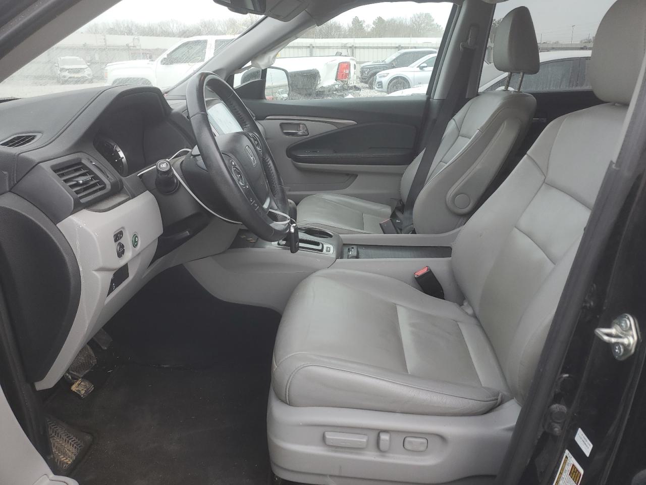 2017 Honda Pilot - Image 7