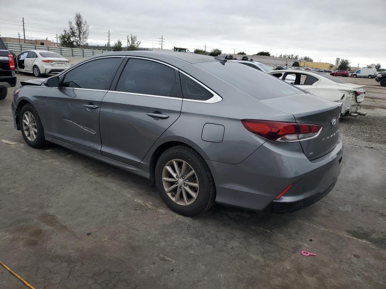 2018 Hyundai Sonata - Image 2