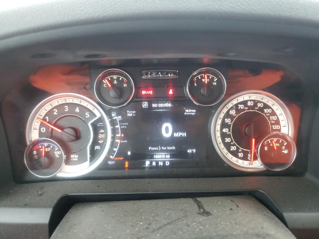 2015 RAM 1500 - Image 9