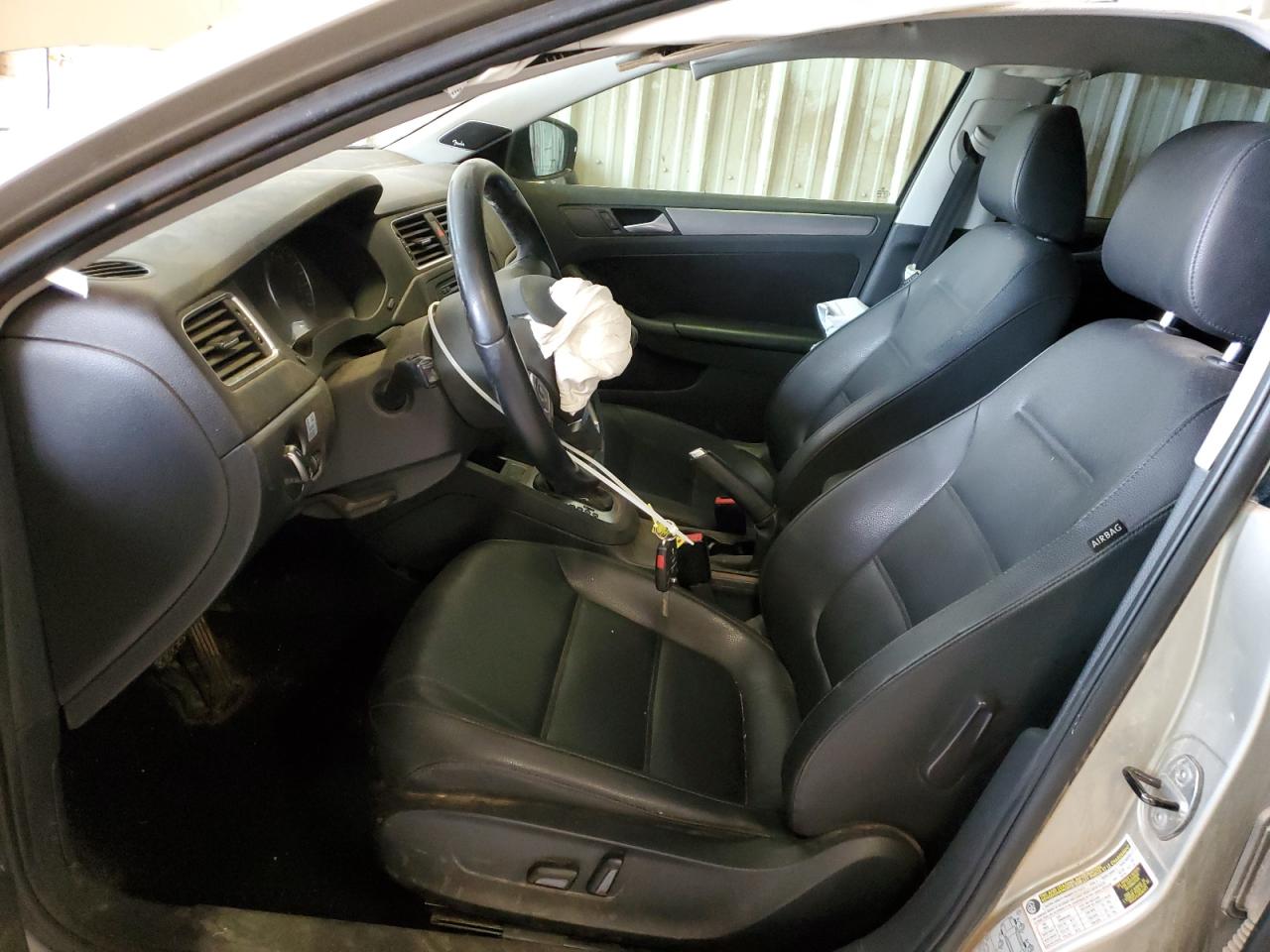 2014 Volkswagen Jetta - Image 7