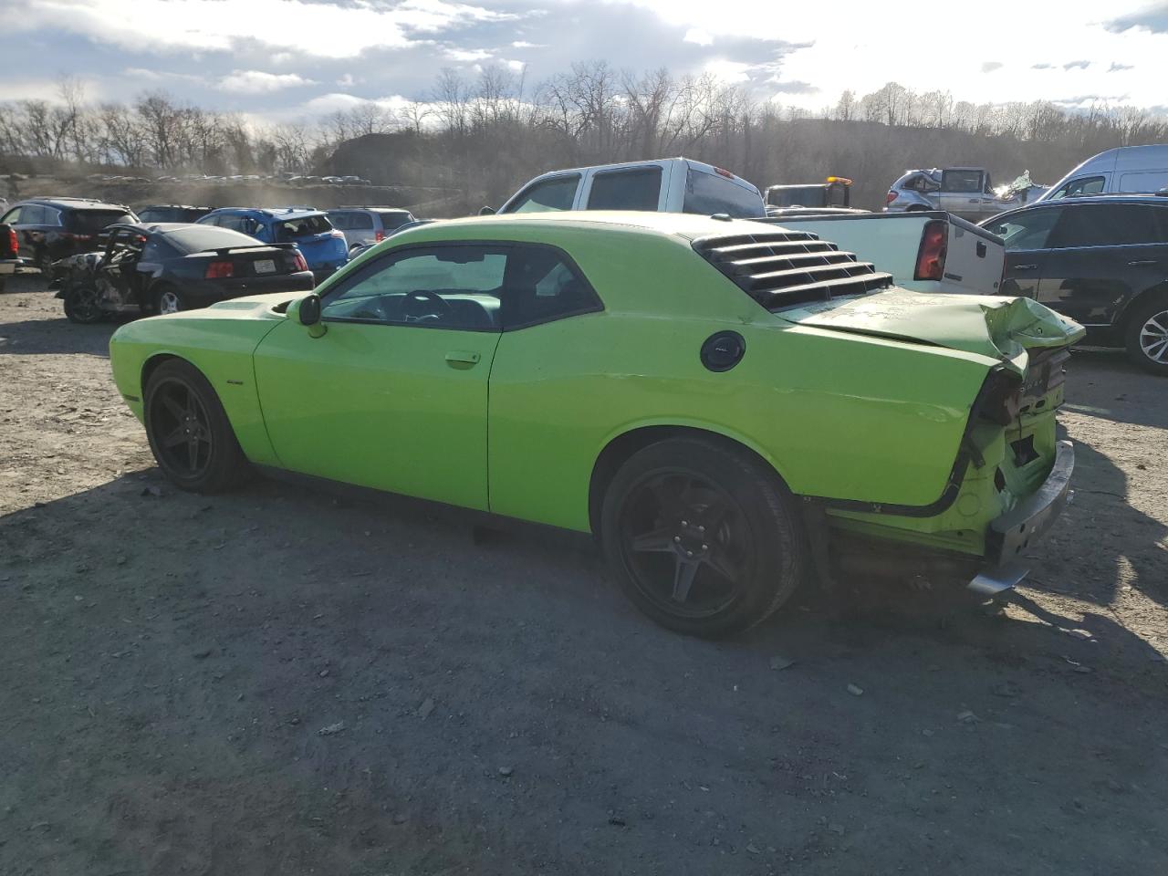 2C3CDZATXFH809609 2015 DODGE CHALLENGER - Image 2