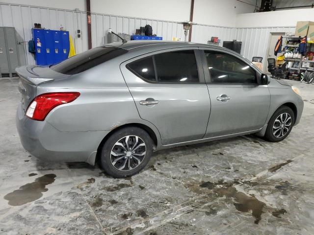  NISSAN VERSA 2013 Сріблястий