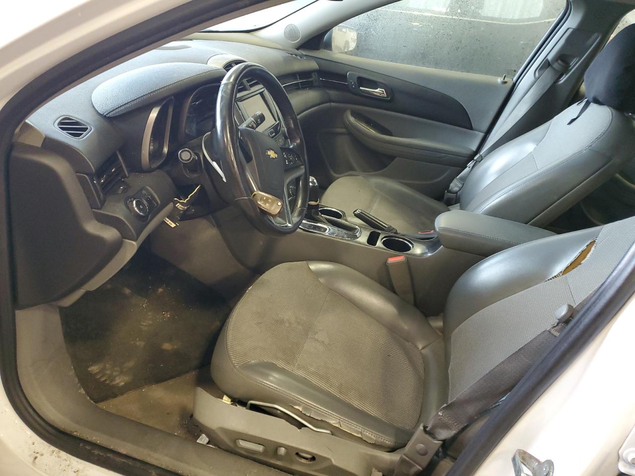 2015 Chevrolet Malibu - Image 7