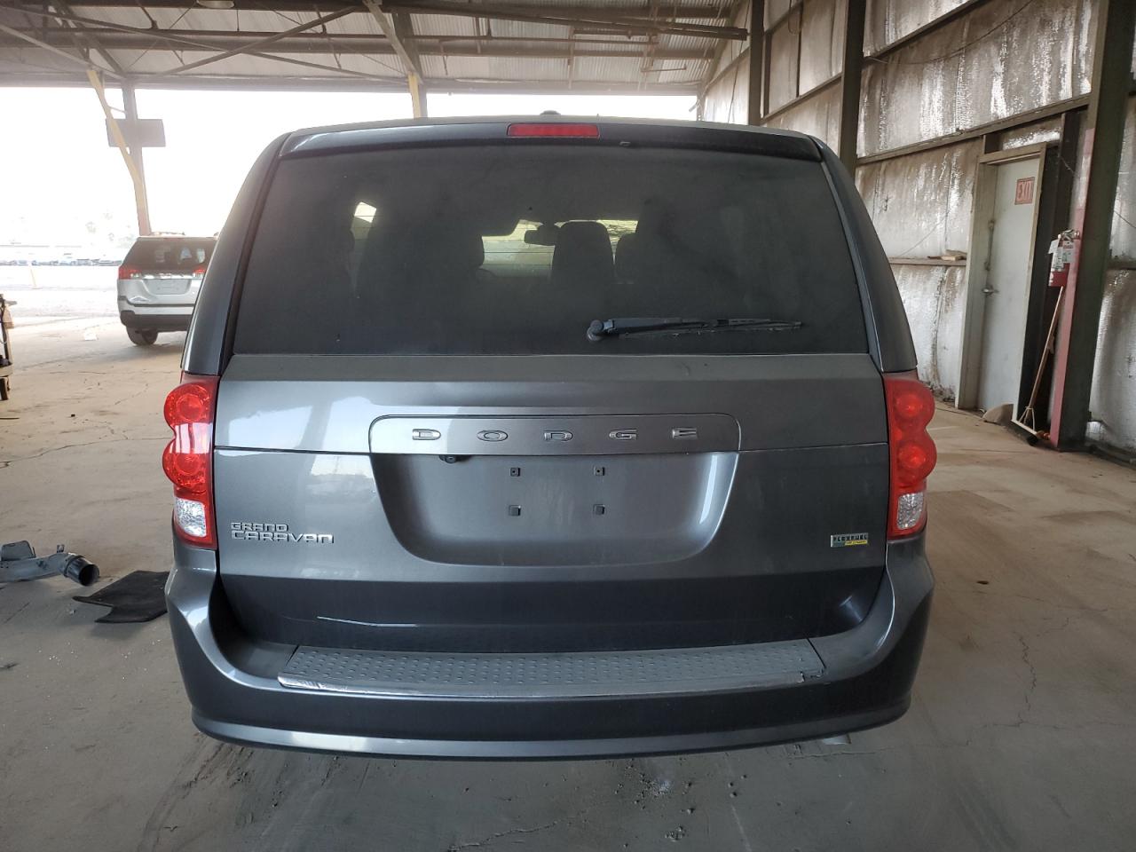 2019 Dodge Caravan - Image 6