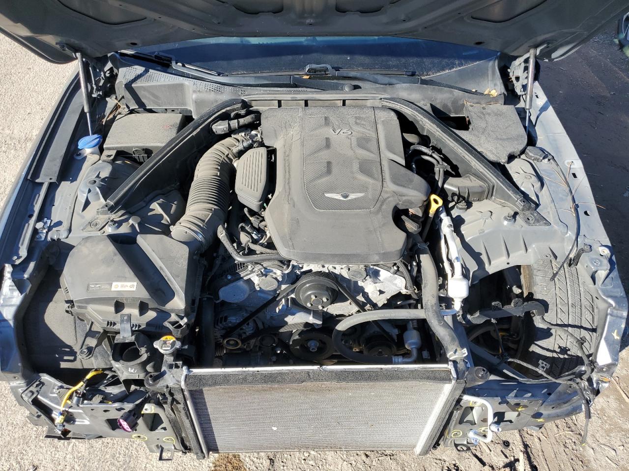 2020 Genesis G80 - Image 11