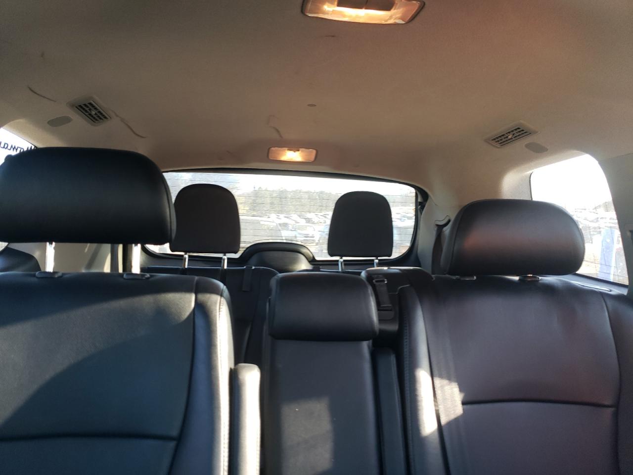 2012 Toyota Highlander - Image 10