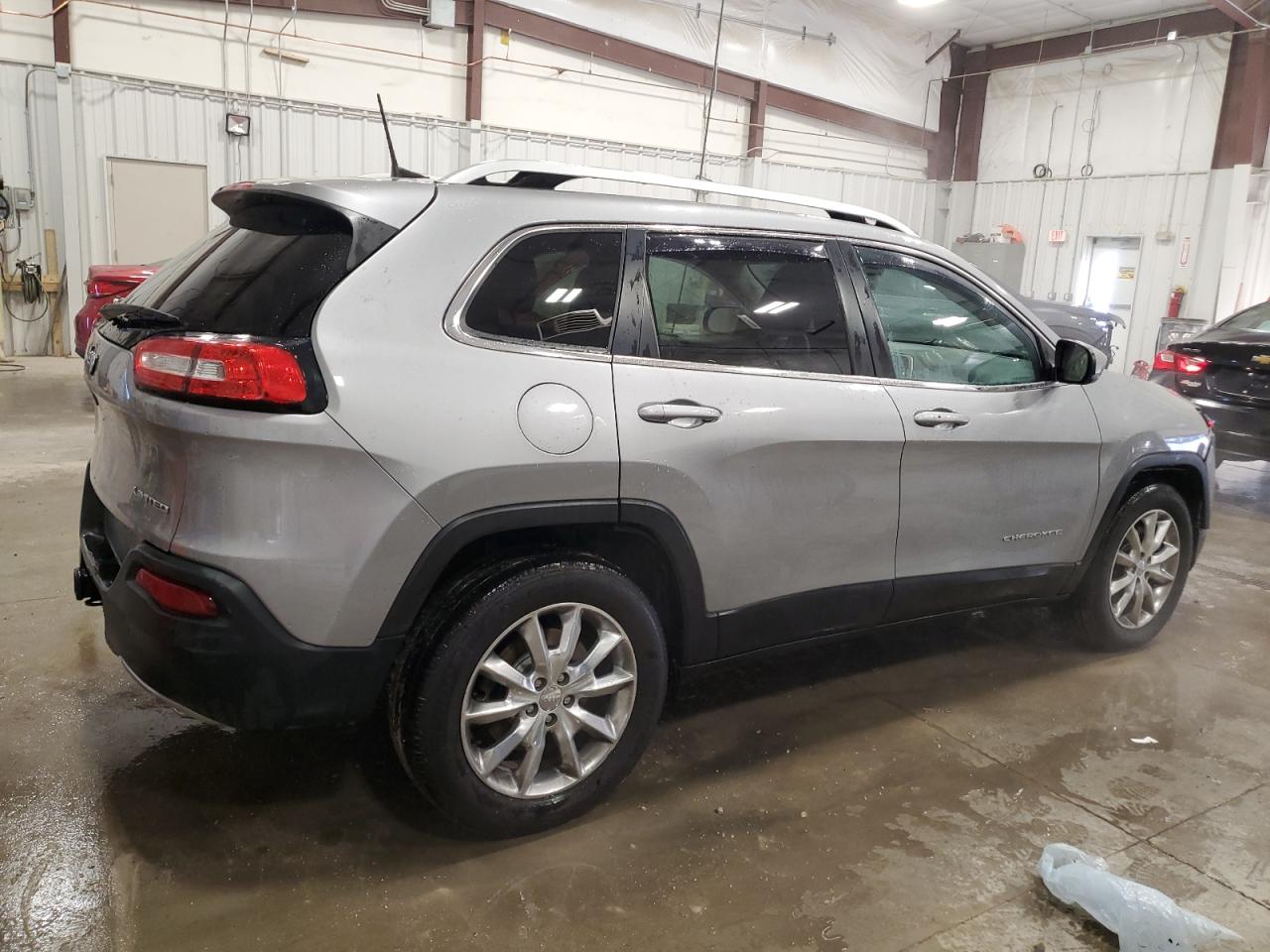 2016 Jeep Grand Cherokee - Image 3
