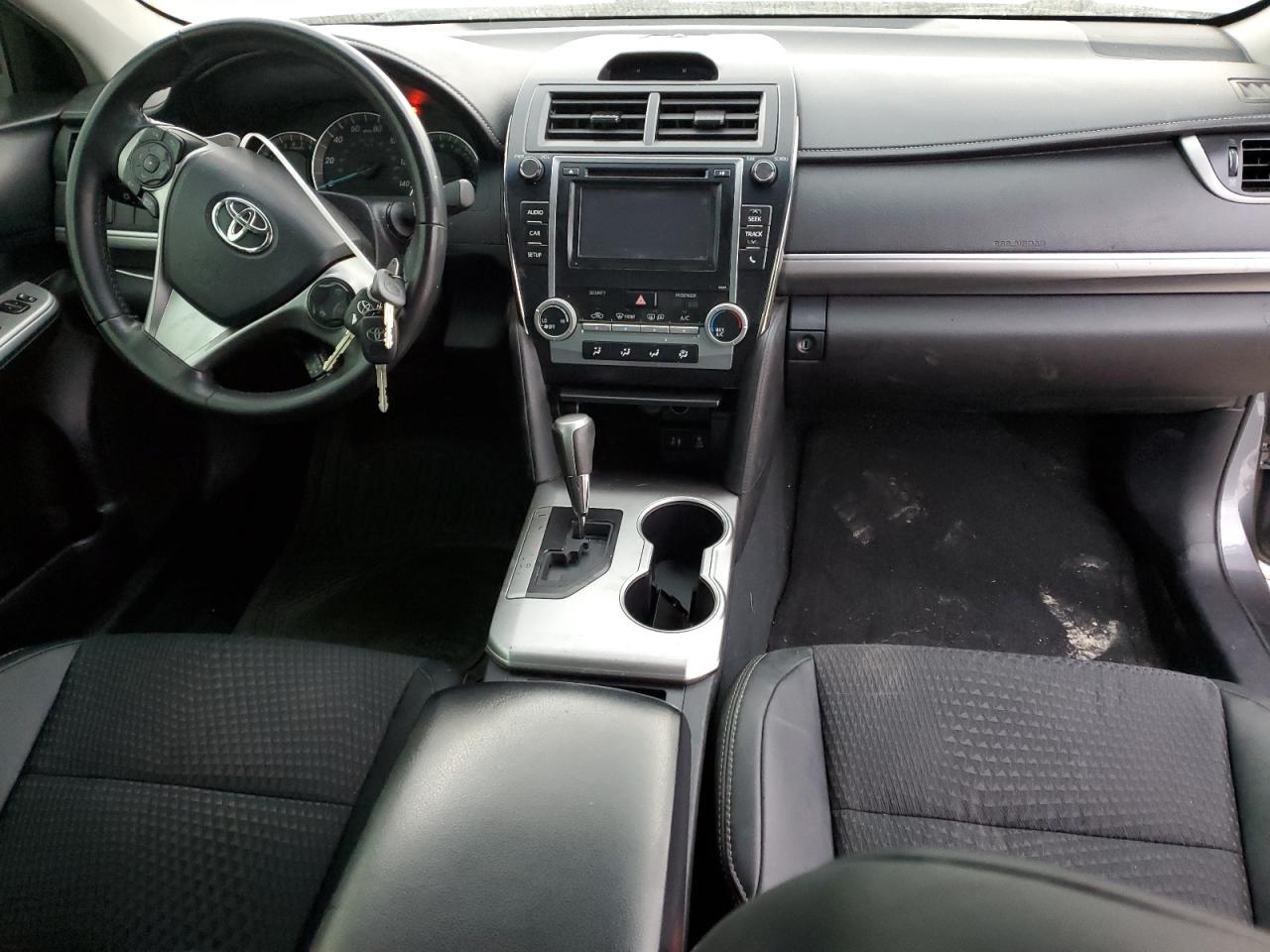 2014 Toyota Camry - Image 8