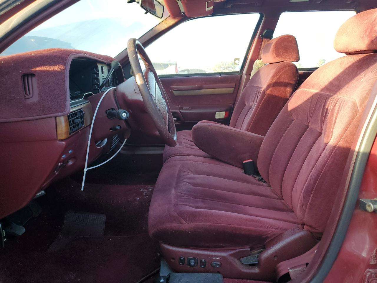 1990 Ford Taurus Lx VIN: 1FACP5840LG228286 Lot: 88076195