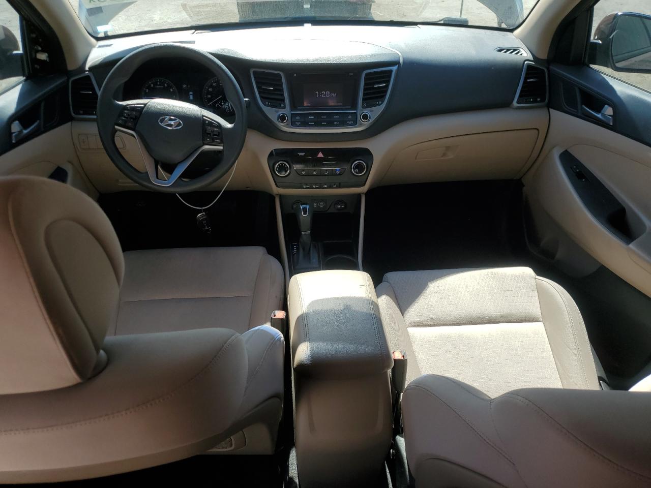 2016 Hyundai Tucson - Image 8