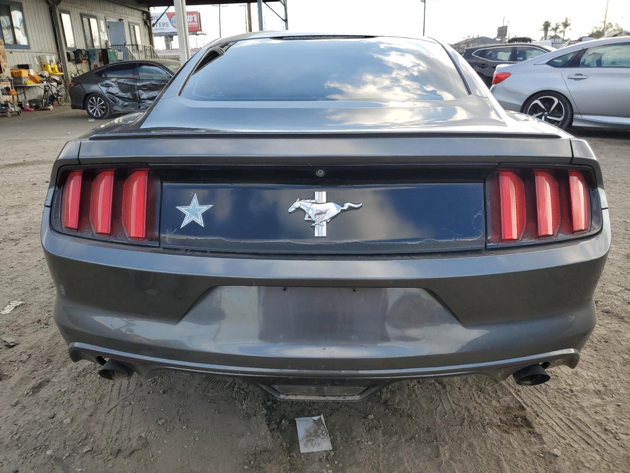 2015 Ford Mustang - Image 6