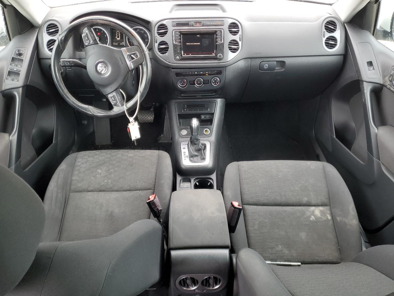 2017 Volkswagen Tiguan - Image 8