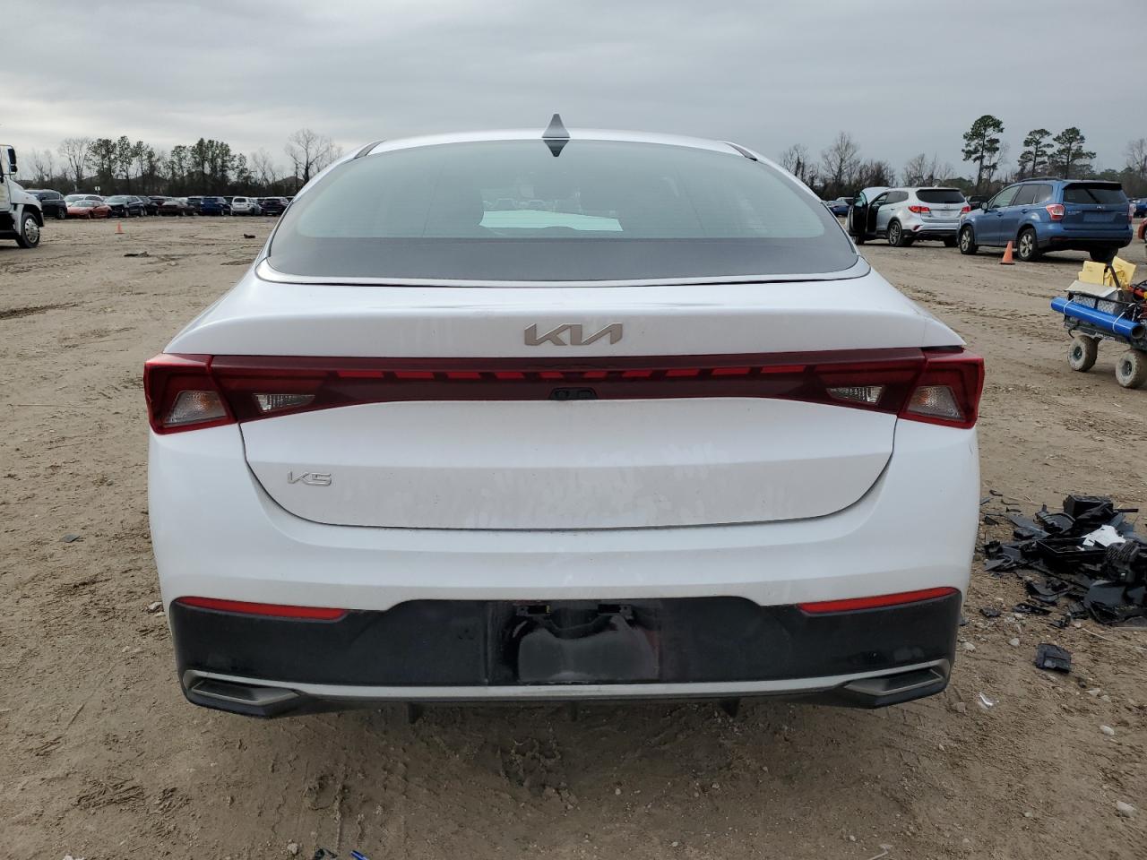 2023 Kia K5 - Image 6